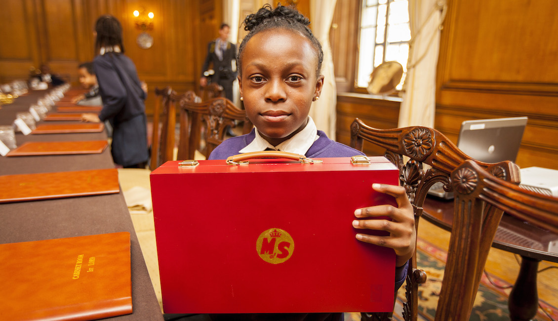 Club member with red ministerial box (Cabinet Meeting)